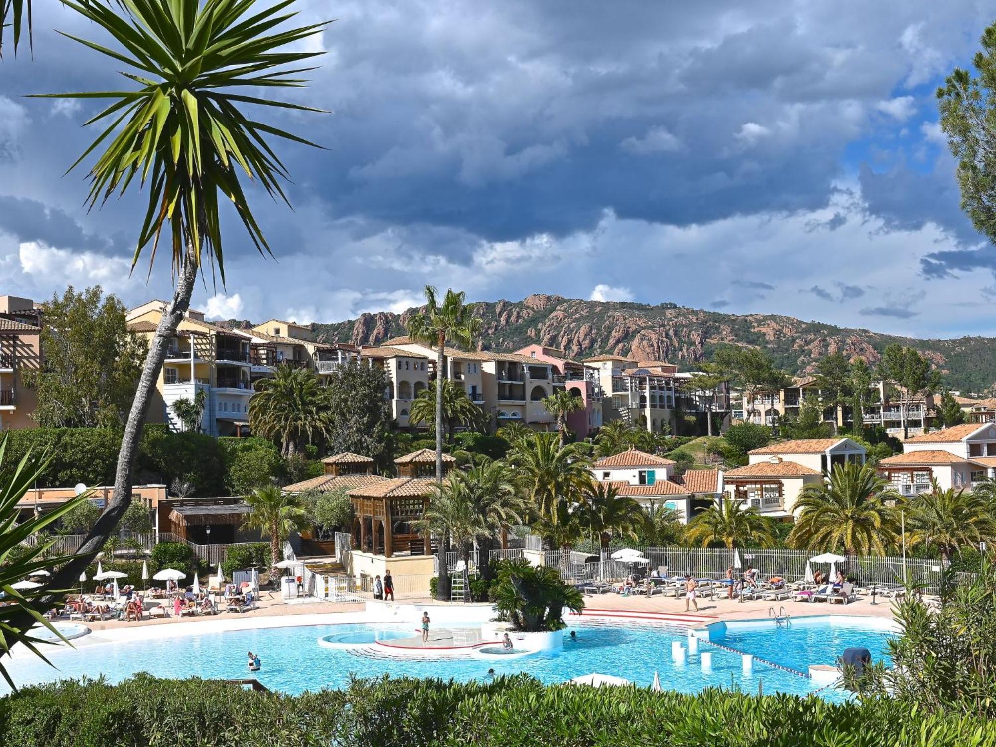 Apartment Village Cap Esterel - L'Esquinade-97 By Interhome Saint-Raphaël Dış mekan fotoğraf